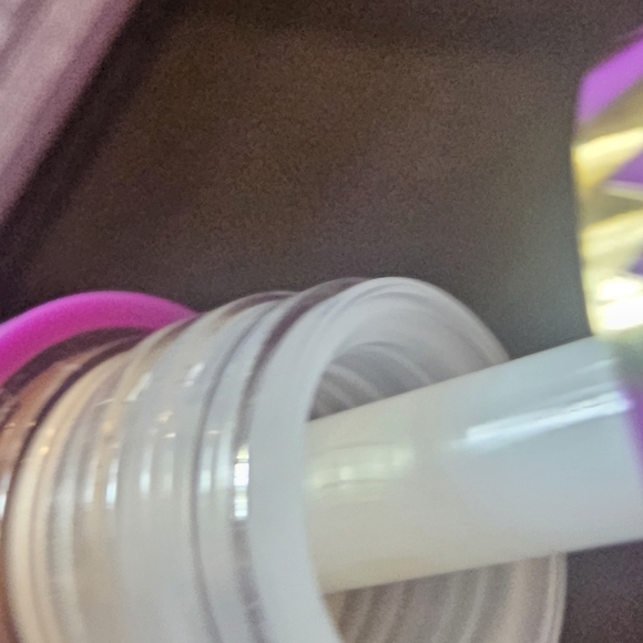 Tarte Shape Tape Glow Wand in "Sunbeam" - Picture 6 of 7